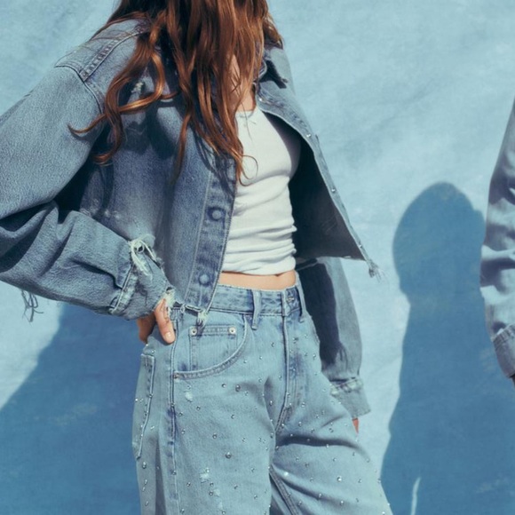 NWT ZARA TRF CURVED HIGH WAIST RHINESTONE JEANS - Picture 9 of 11